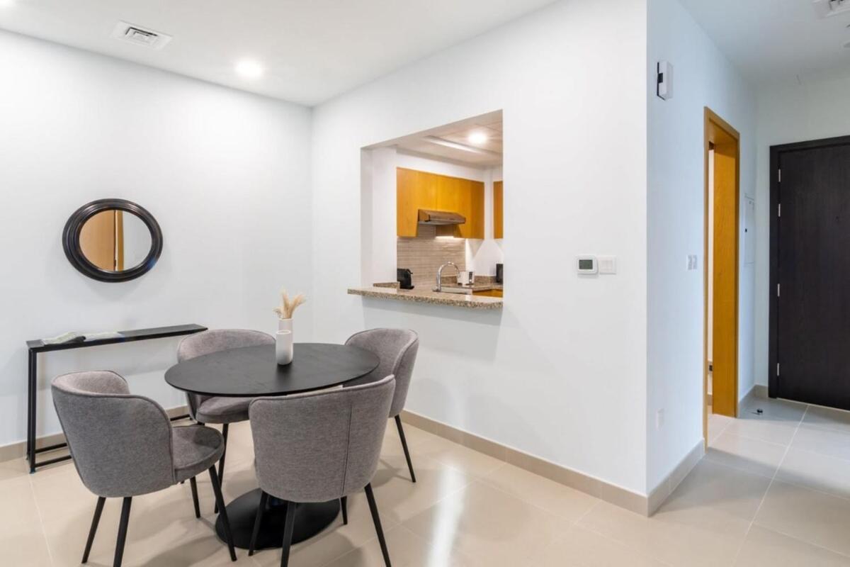 Silkhaus Spacious Central Downtown 1Bdr In New Tower Dubai Exterior foto